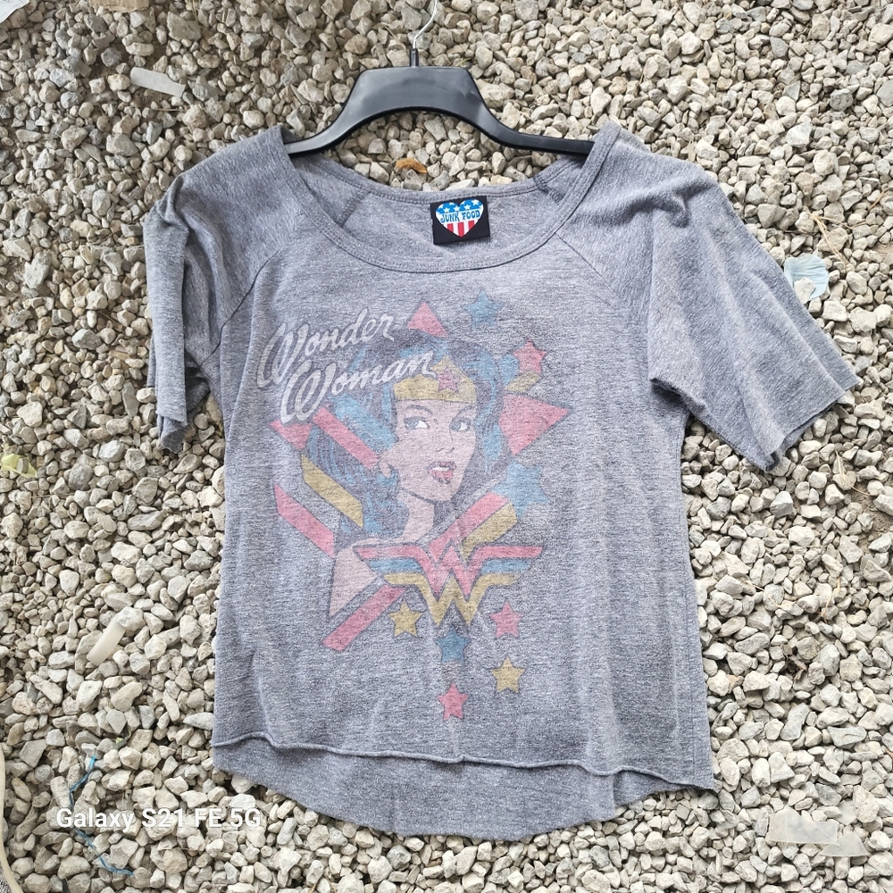 wonder woman tee